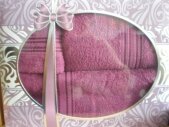 Набор полотенец в подарочной кробке (фиолетовый)